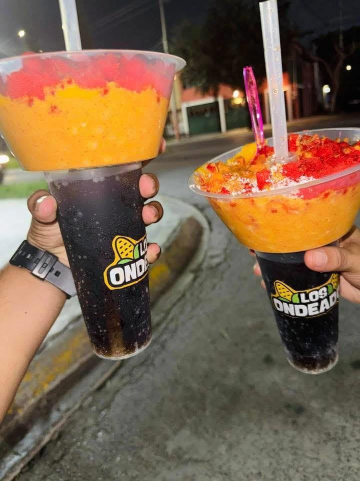 Bebidas preparadas de mango con chile